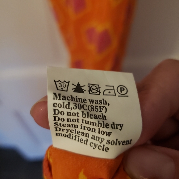 70s Style Geometric Maxi Dress - Picture 6 of 7